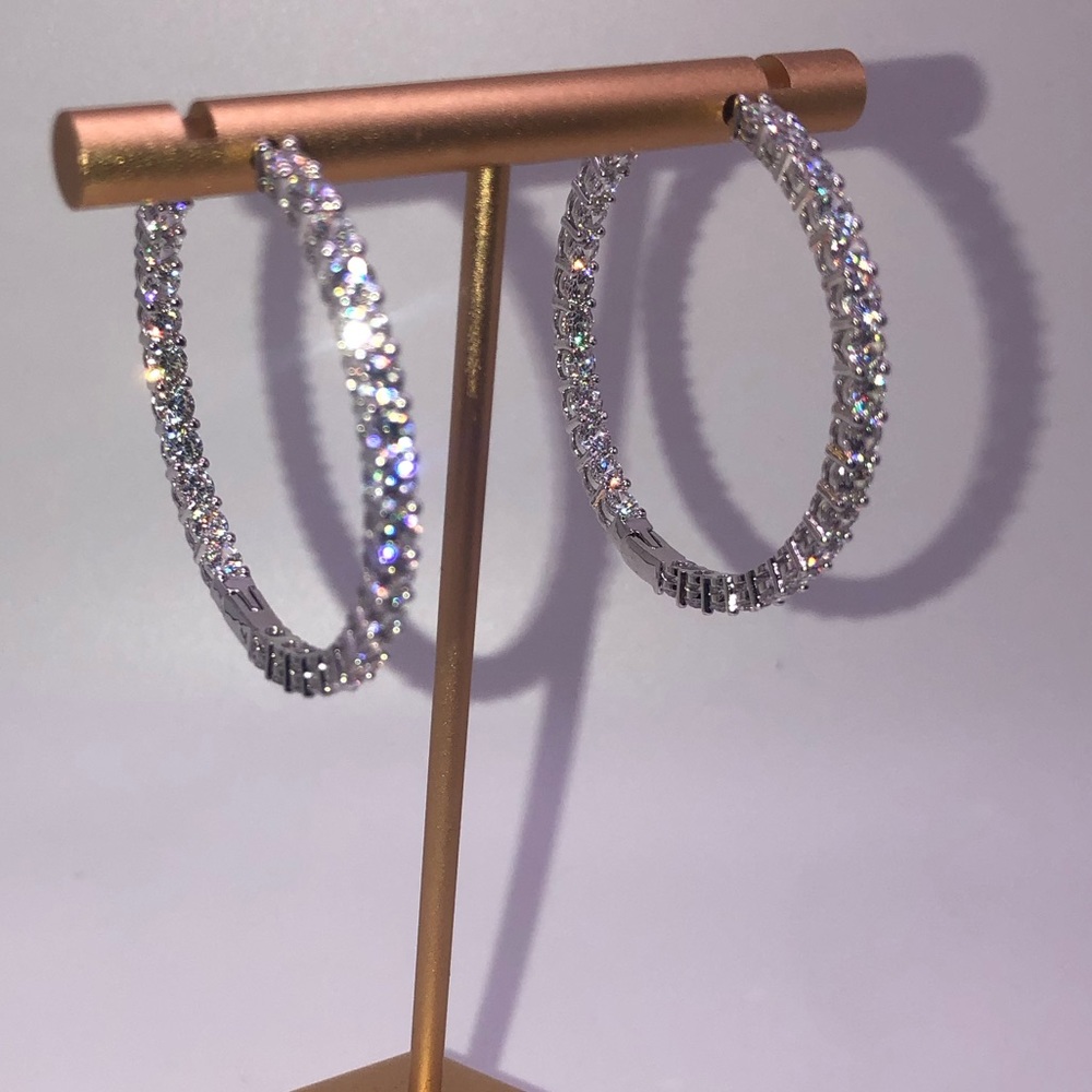 Inside Out Hoops - Picture 2 of 7